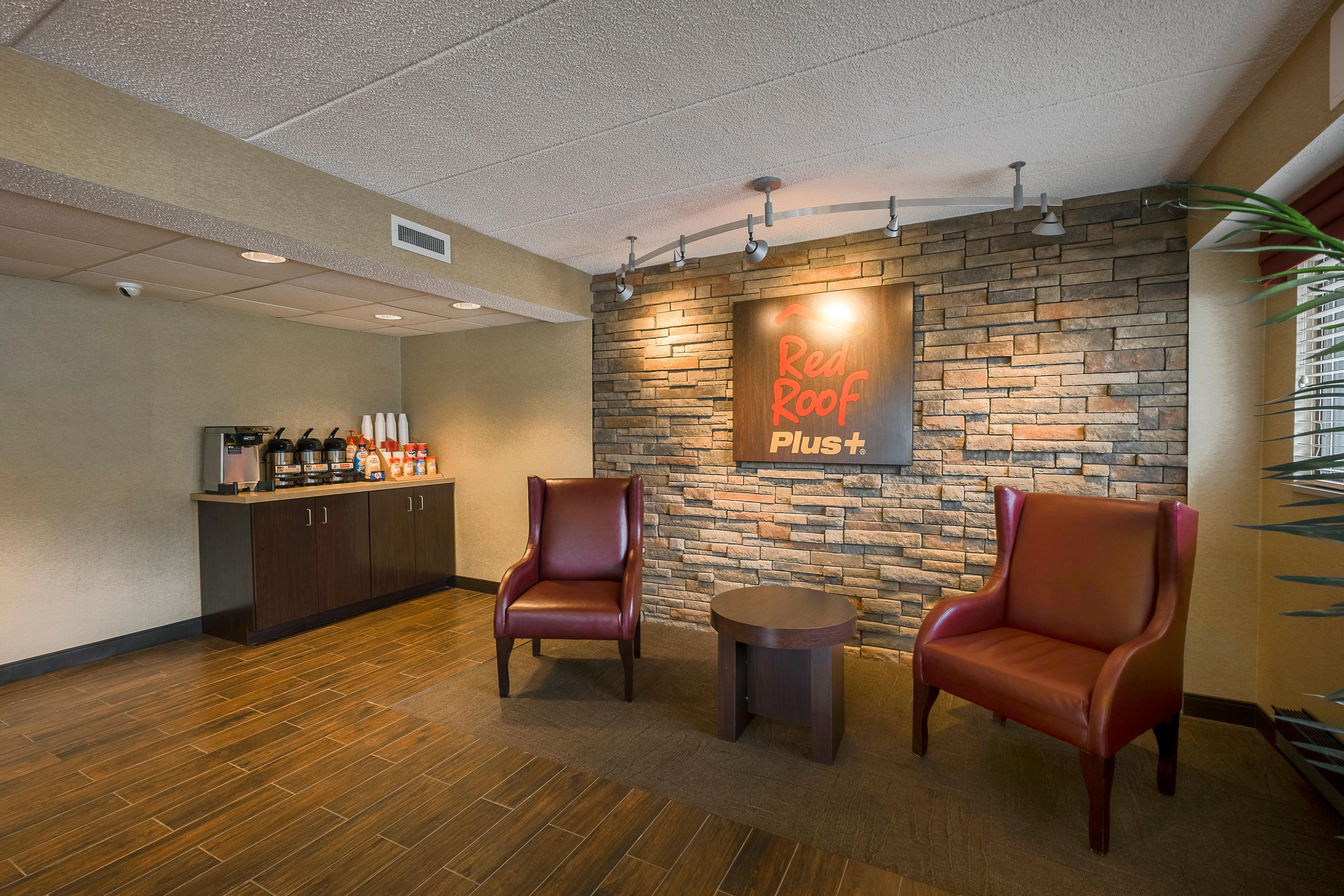 Red Roof Inn Plus+ West Springfield Exterior foto